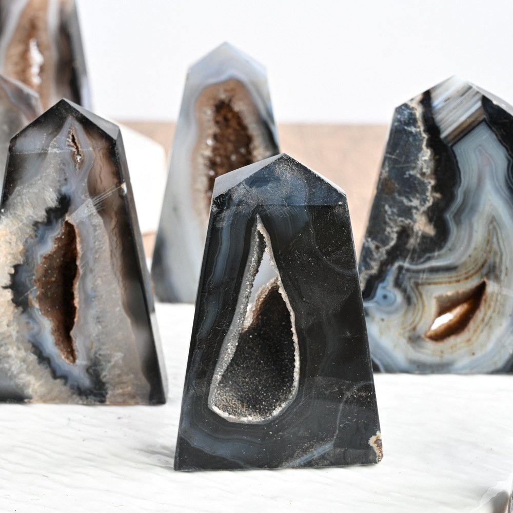 Polished Black Agate Geode Tower Crystals Bulk Wholesale crystal close-up