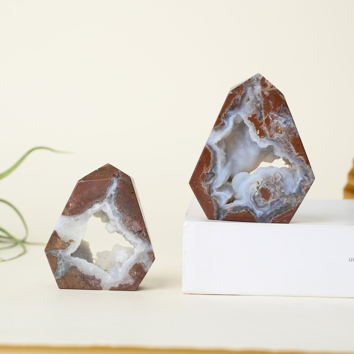 Blue Agate Geode Druzy Free Form Tower Point Cystals Bulk Wholesale gemstone wholesale display