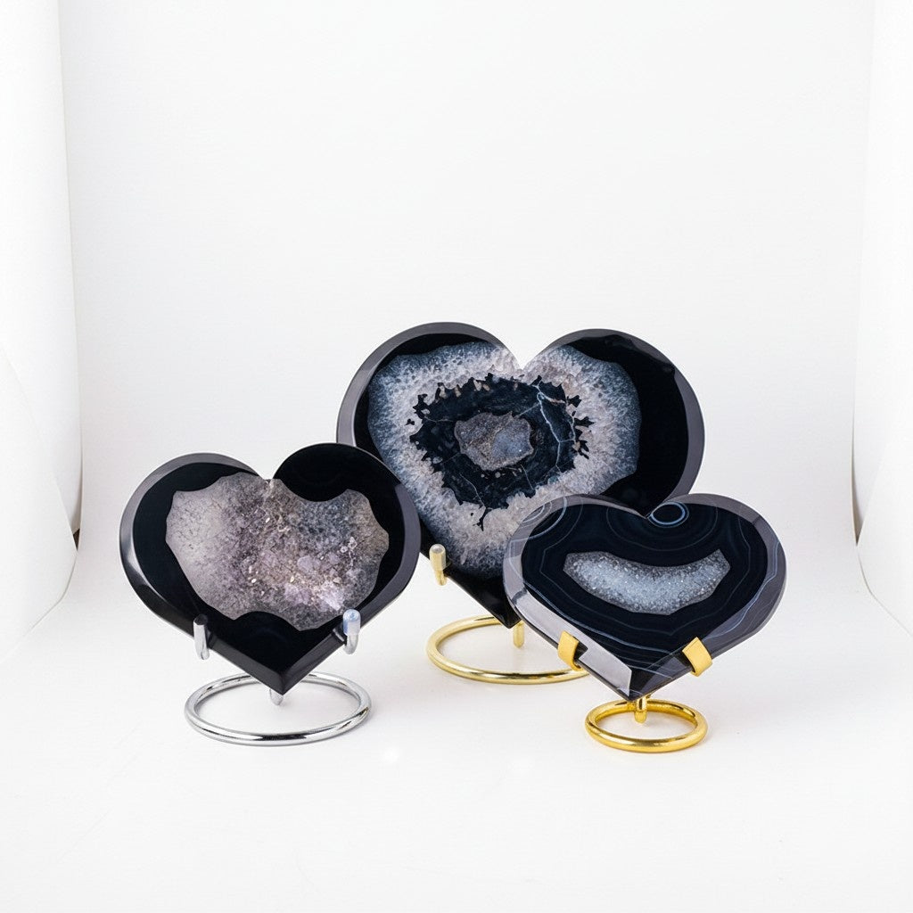 Natural lack Agate Geode Heart Crystals Bulk Wholesale crystal detail photo